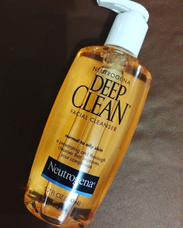 Neutrogena Deep Clean Gel Wash